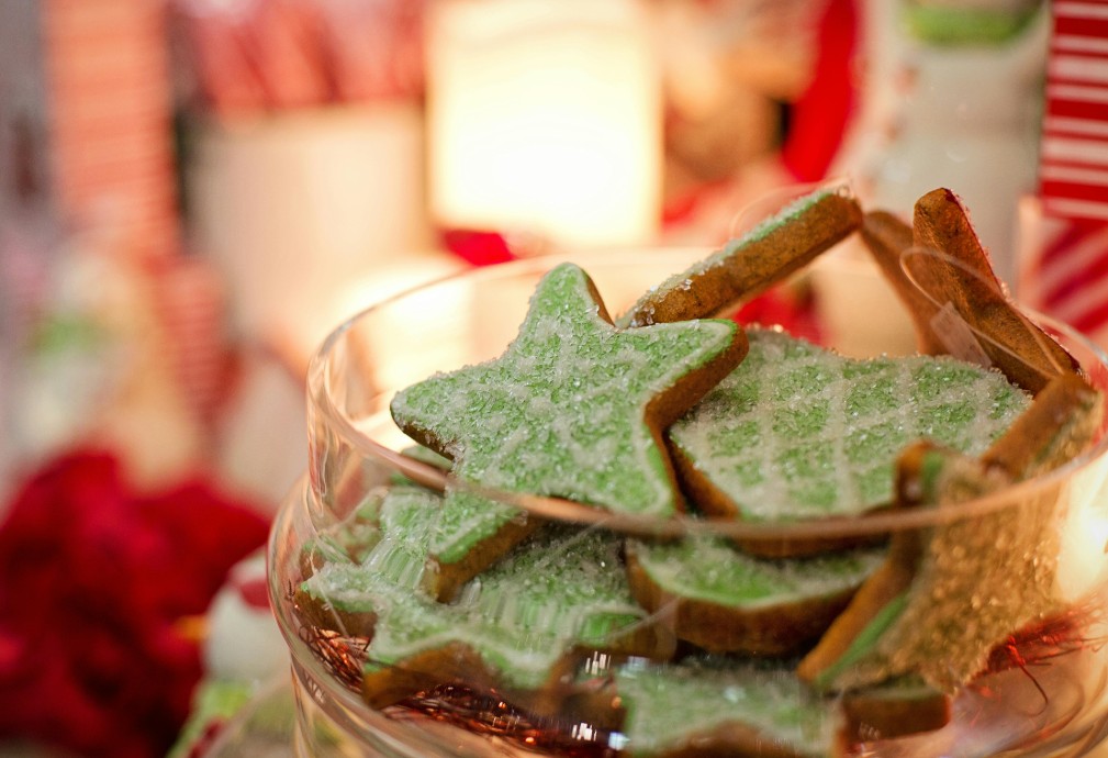 A stack of christmas star shaped cookies.