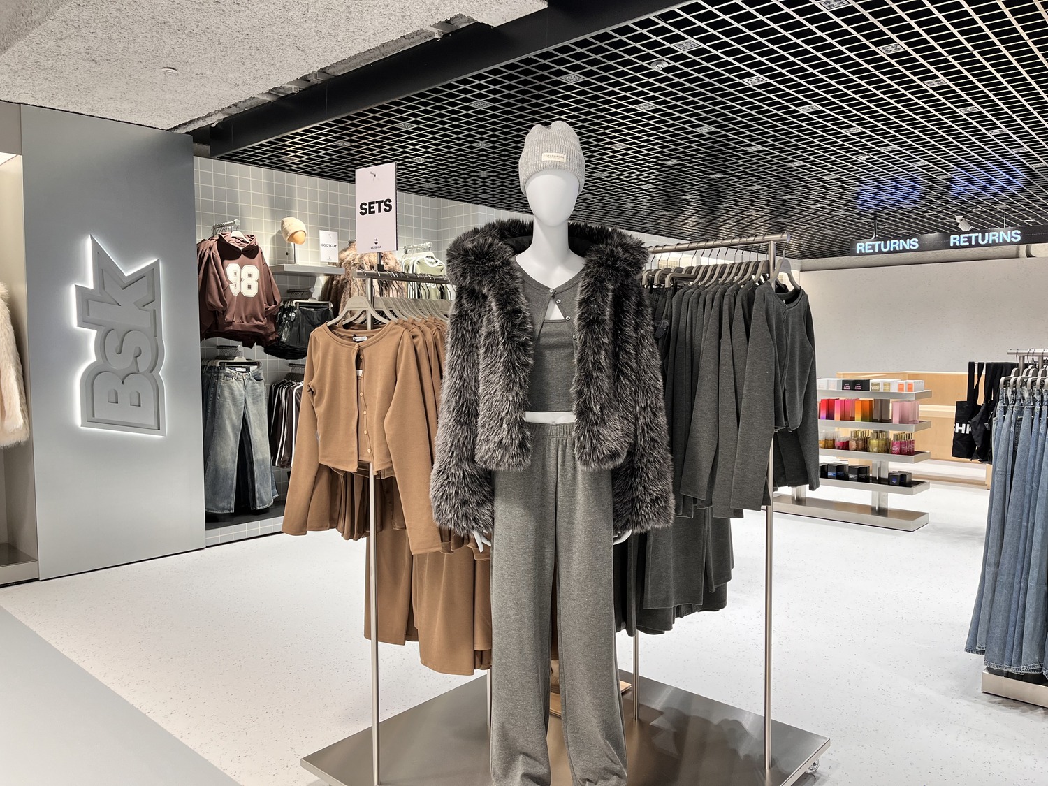Visit Bershka's First Yorkshire Store at Meadowhall Sheffield